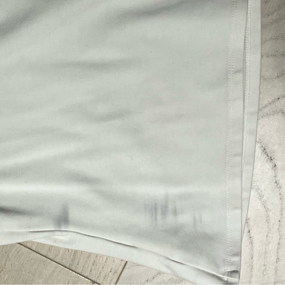 Great quality basic tank - Picture 3 of 3